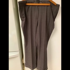 Avenue woman’s trousers size 18
